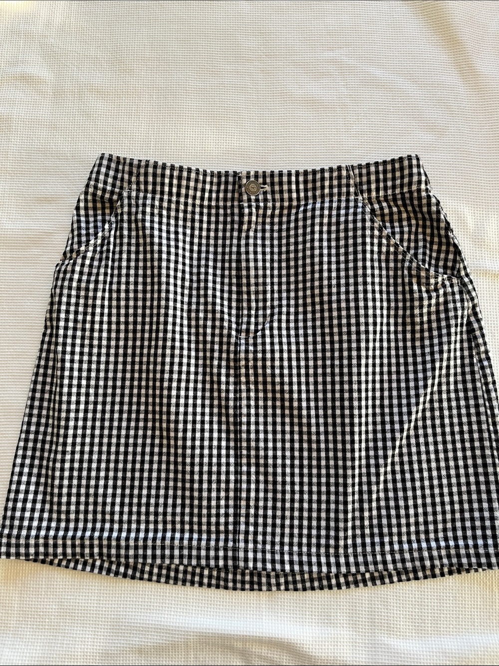 Hollister Black & White Gingham Ultra high rise Skirt size M